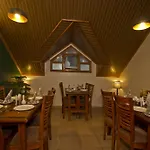 Wingait Inn