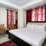 Oyo Home 9706 The Pacific View 3Bhk