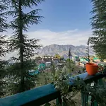 Stayvista At The Corner House - Pet Friendly Villa