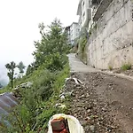 Valley View 2Bhk Stay In Mashobra-Naldera