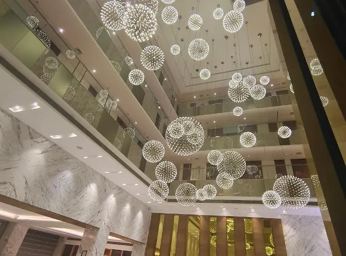 Himland Hotel East- Walking Distance To Mall Road