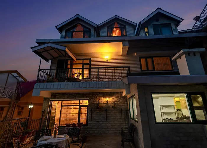 Alaya Stays 5 Bhk With Hill View - Meridian Oak