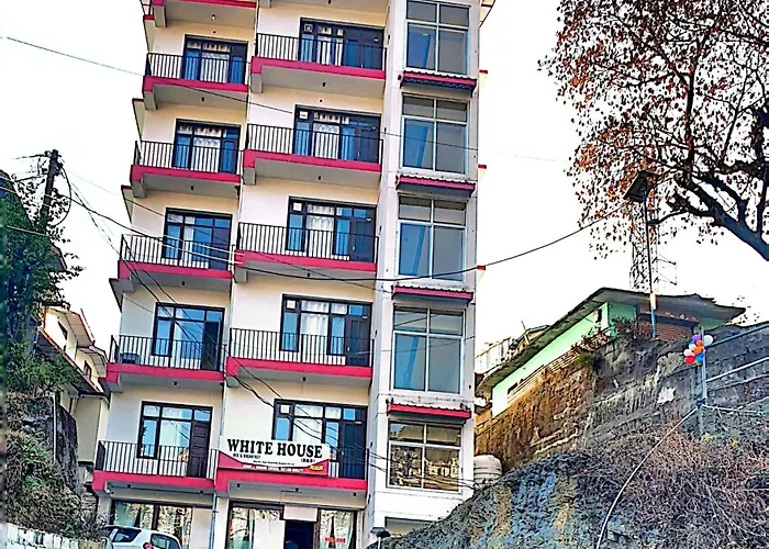 Hotel White House