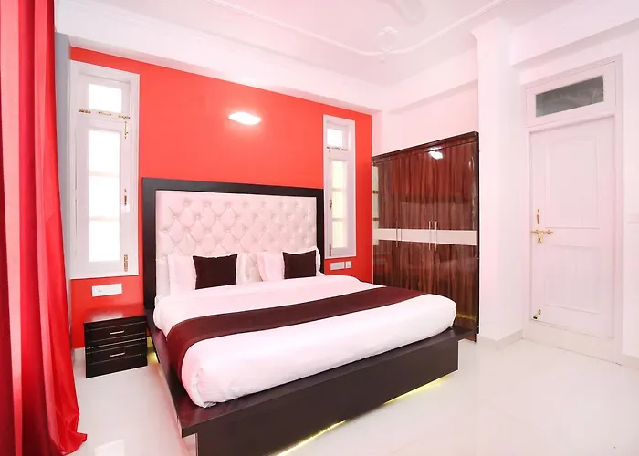 Oyo 10756 Home 2Bhk Mehli