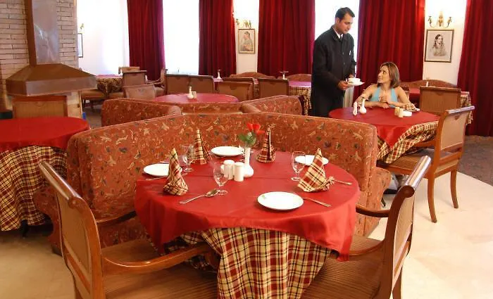 Quality Inn Himdev