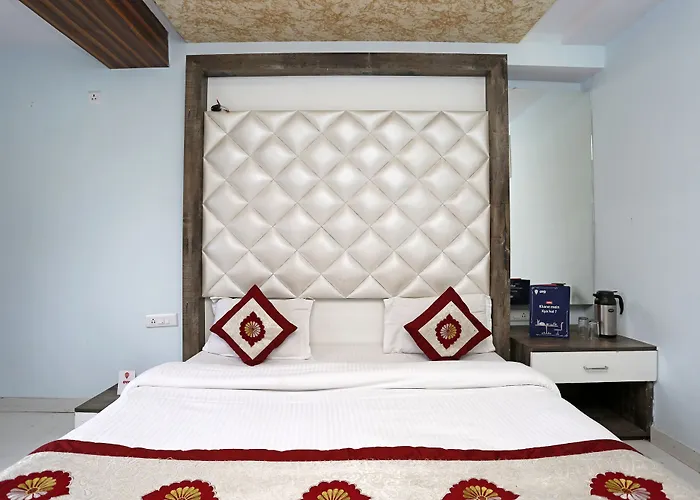 Oyo Rooms 099 Near Victory Tunnel Shimla