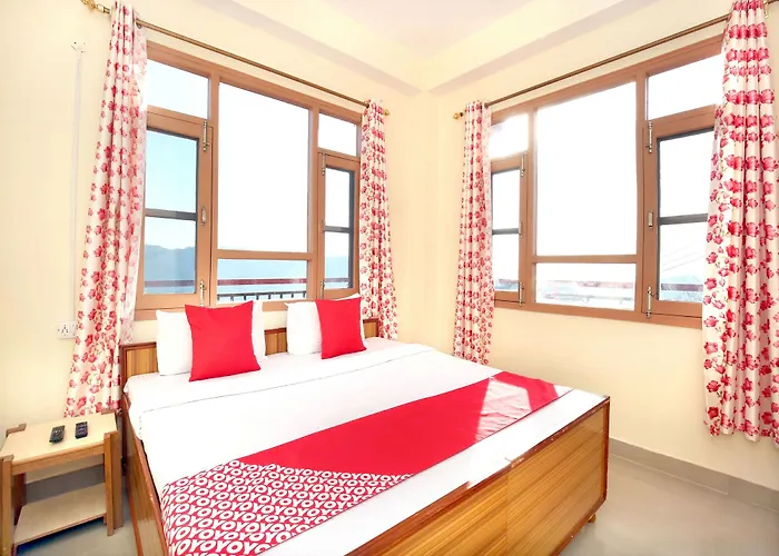 Oyo 12718 Home 1Bhk City View