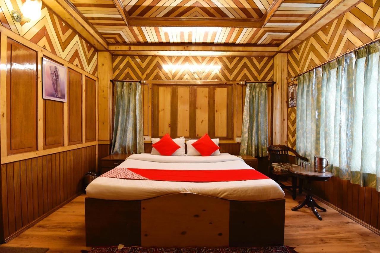 Hotel Oyo 4681 Snow Flake 3*