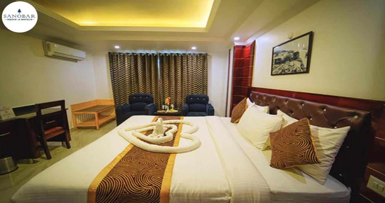 White Grand Shimla-near Isbt Bus Stand-a Centrally Heated 4*