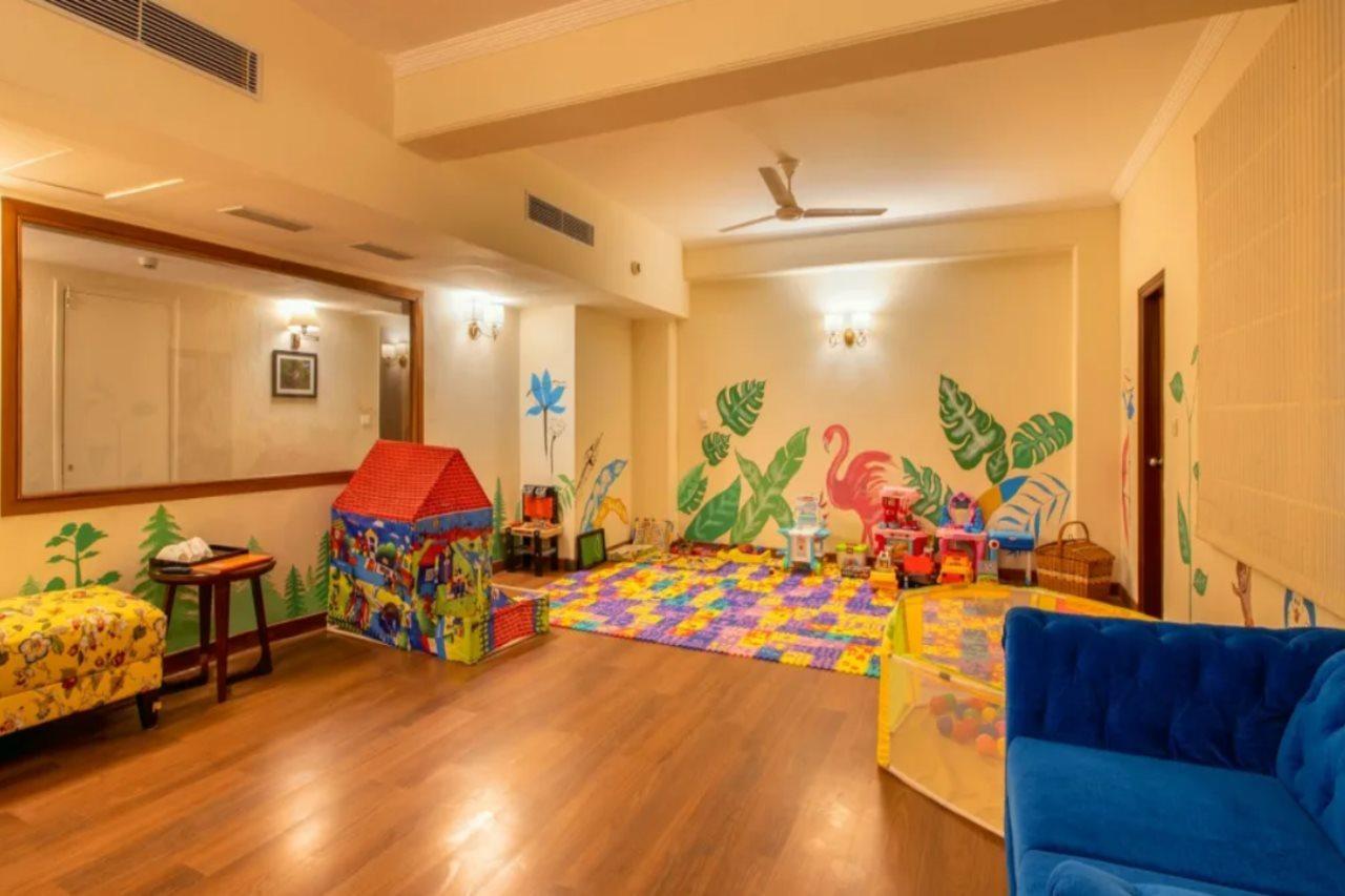 Hotel 8fold By Larisa Shimla