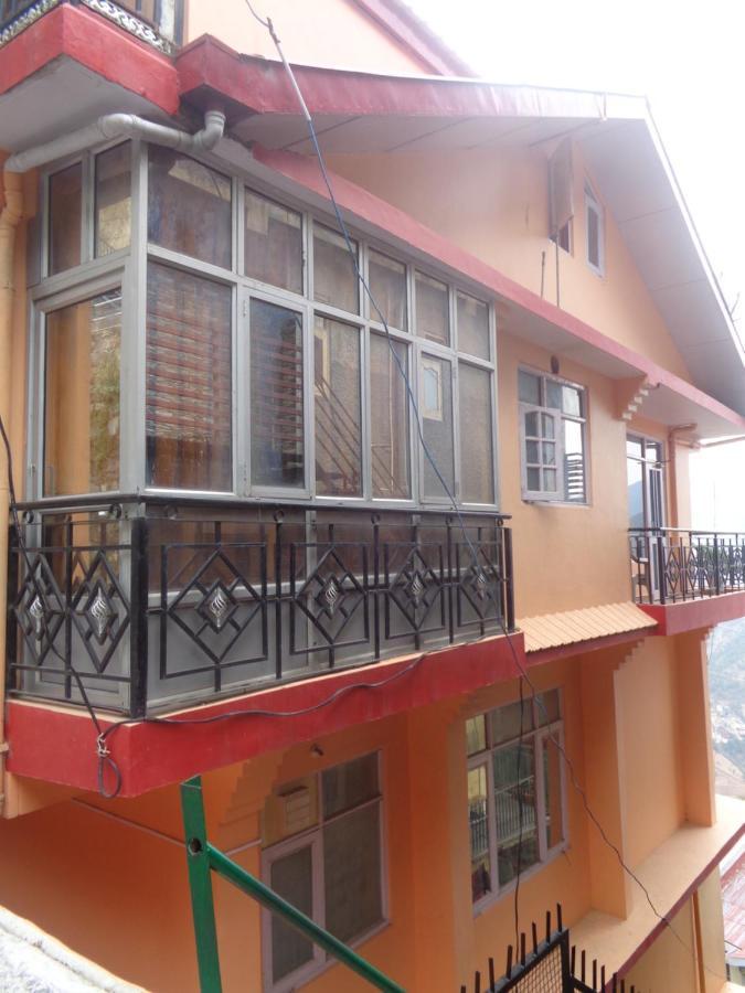 Deluxe Homestay With Kitchen In Apartment
