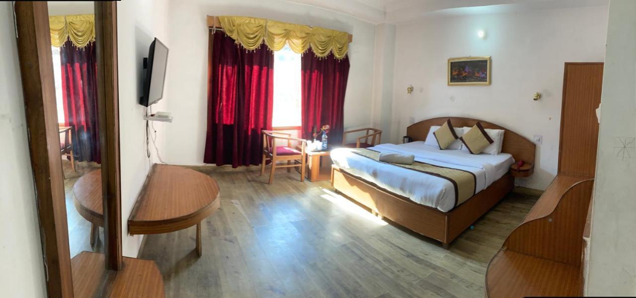 Tara Regency Hotel 2*
