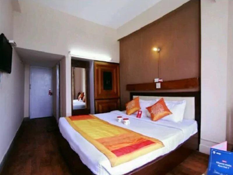 Hotel Diplomat *