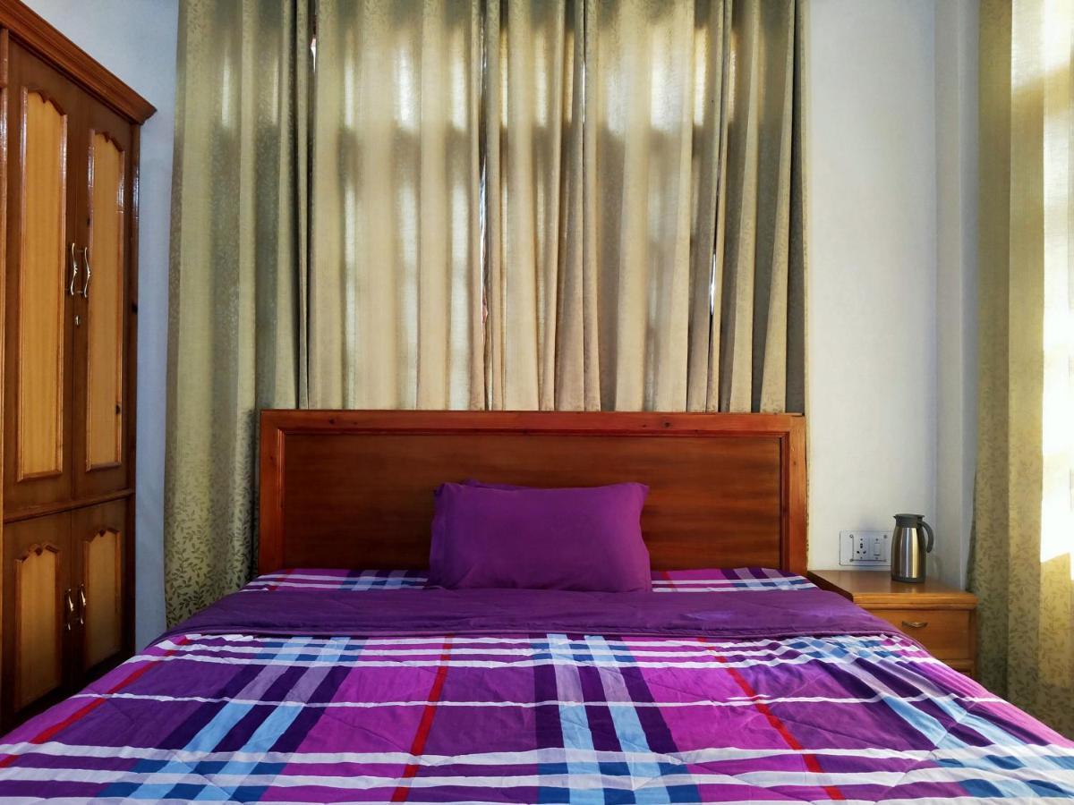 Vipul Apartment *