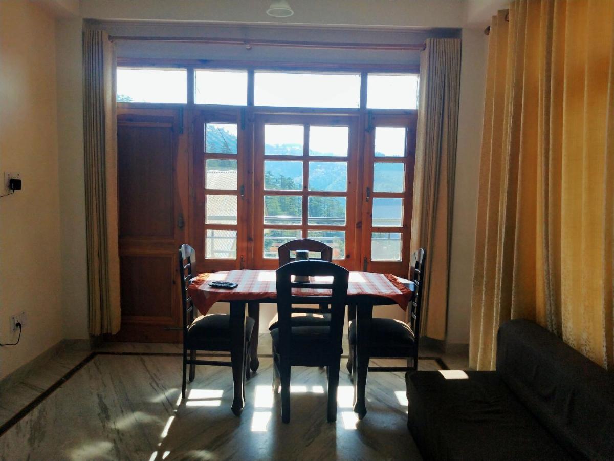 Apartment Vipul *