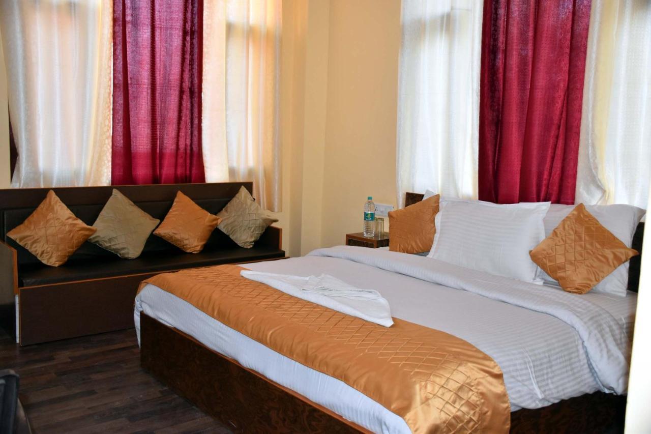 Hotel Whistling Alpines 3*