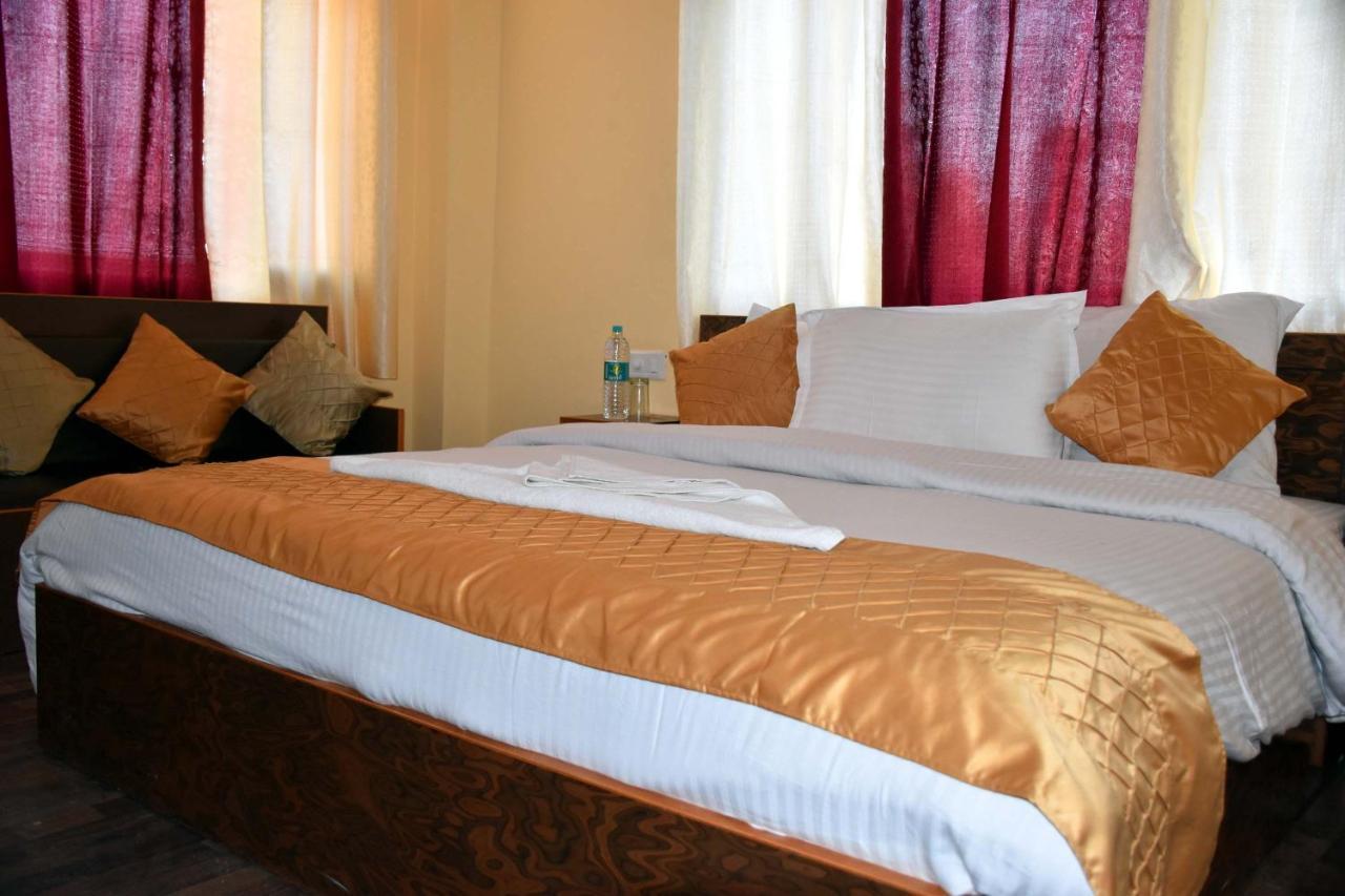Whistling Alpines 3* Shimla