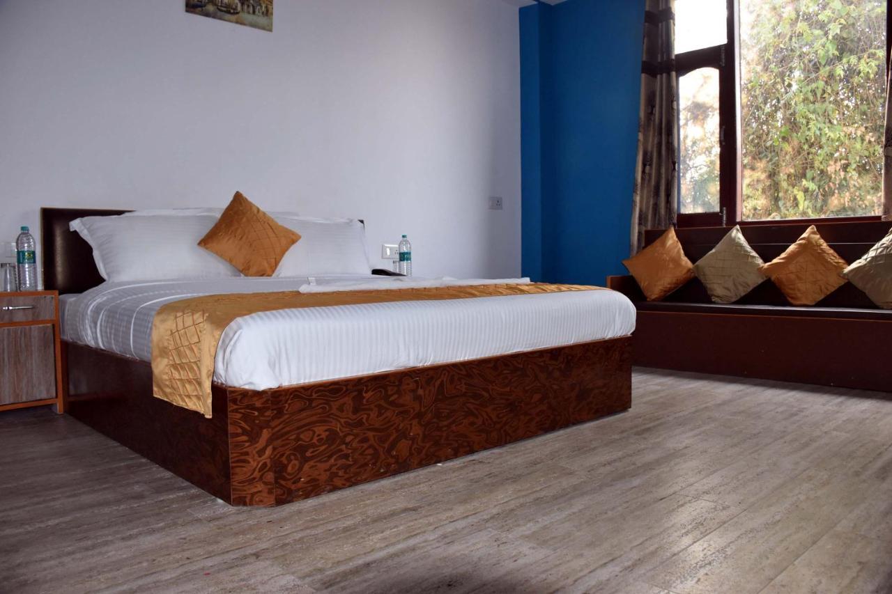 Whistling Alpines 3* Shimla