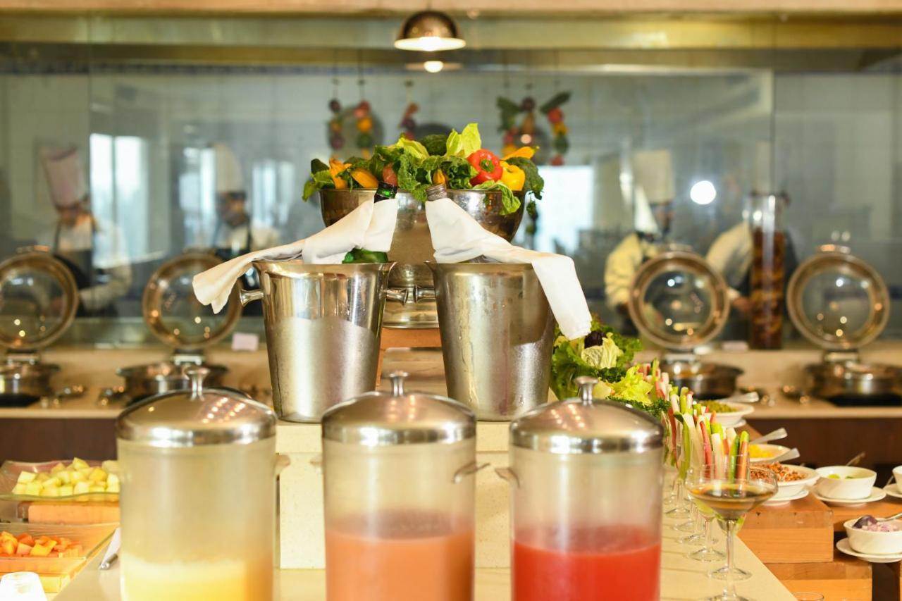 Hotel Royal Tulip Luxury Hotel, Kufri, Shimla
