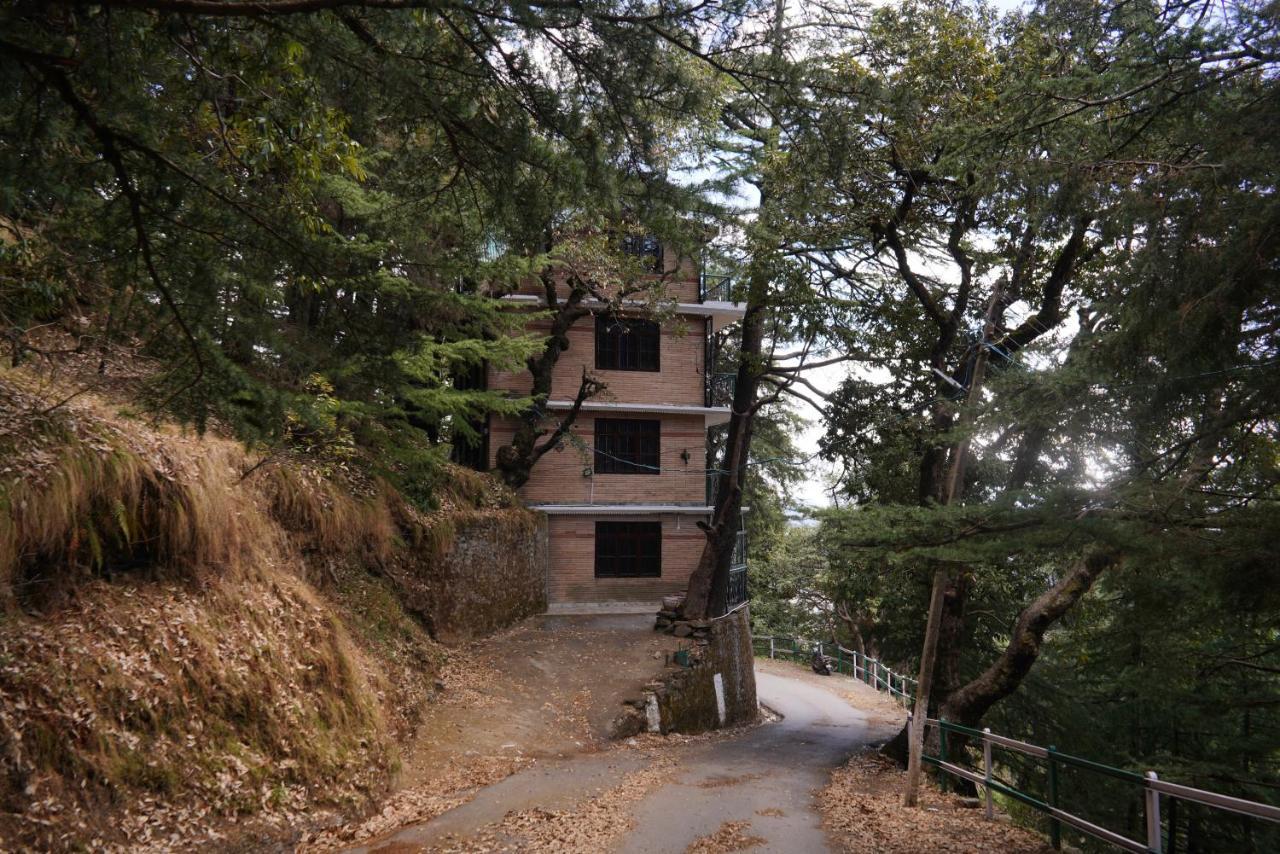 Jakhu Vibes Bed & Breakfast