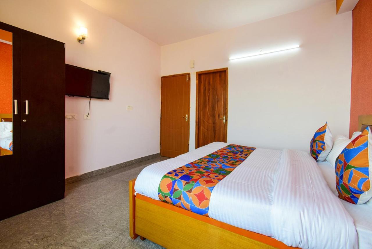 Fabhotel Nelson 3*