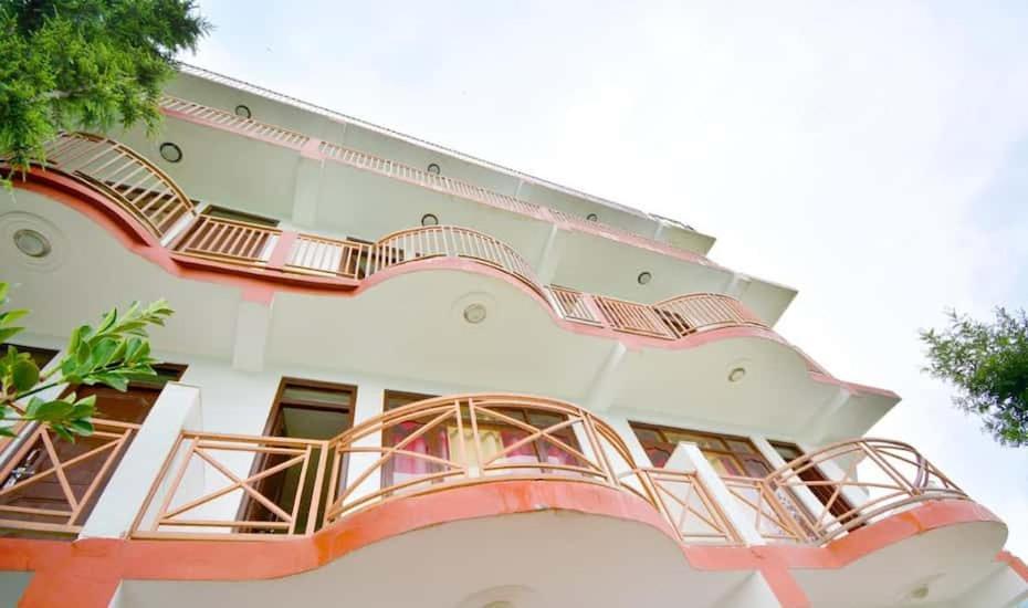 Hotel Vivek Palace