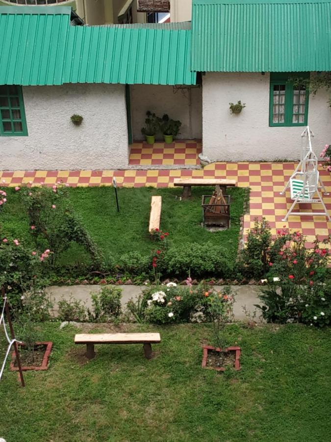 Garden Bed & Breakfast