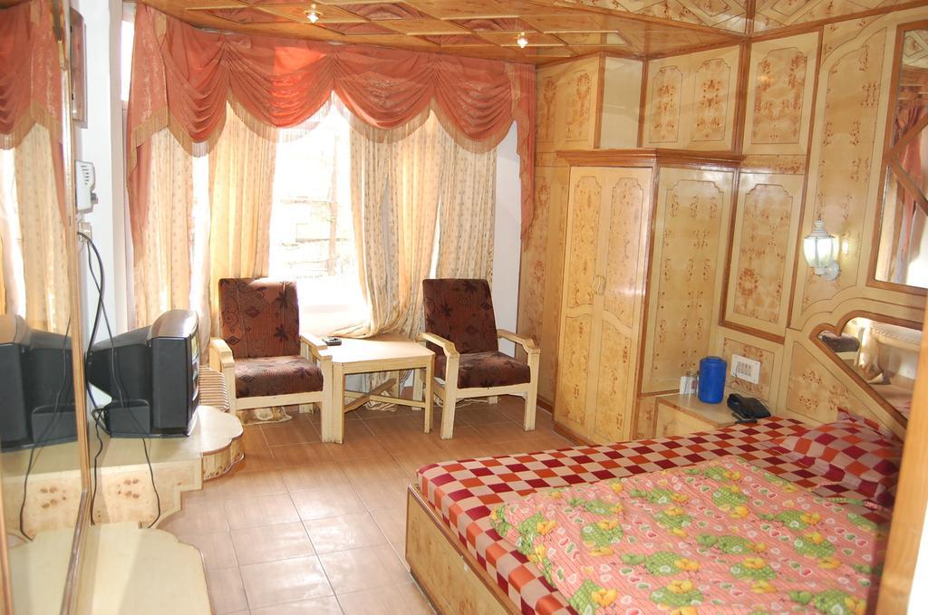 Gulmarg Regency 2* Shimla