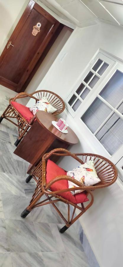 Curve Apartment *