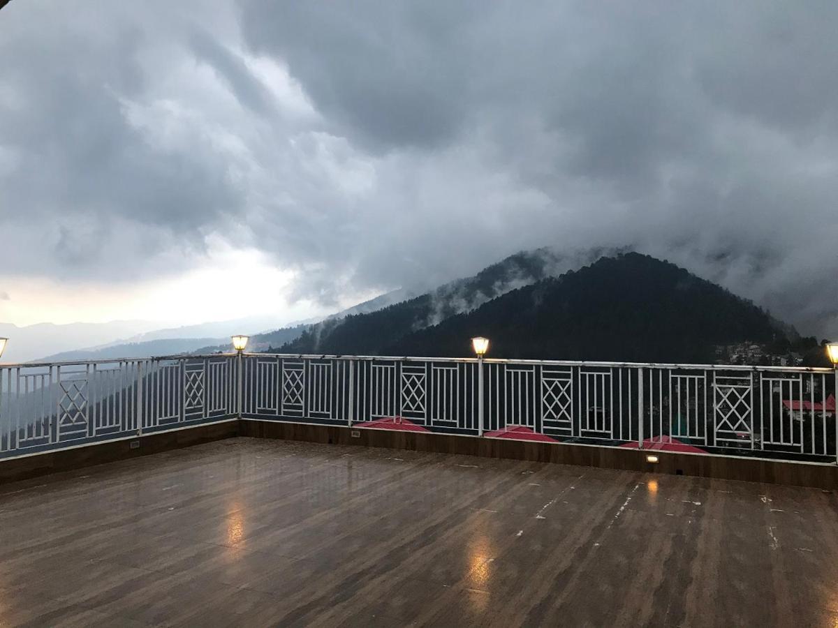 Apartment Hostie Mystica-highest Penthouse With Terrace, Mashobra *