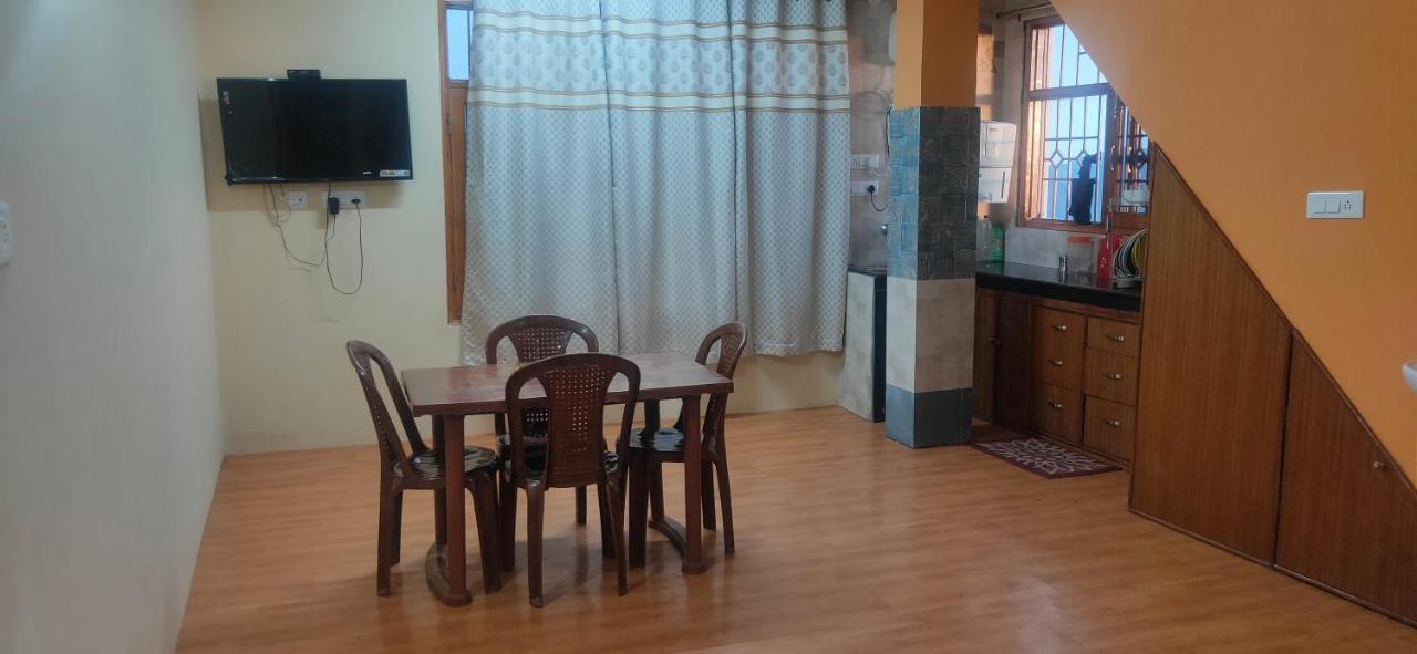 Apartment Thakur