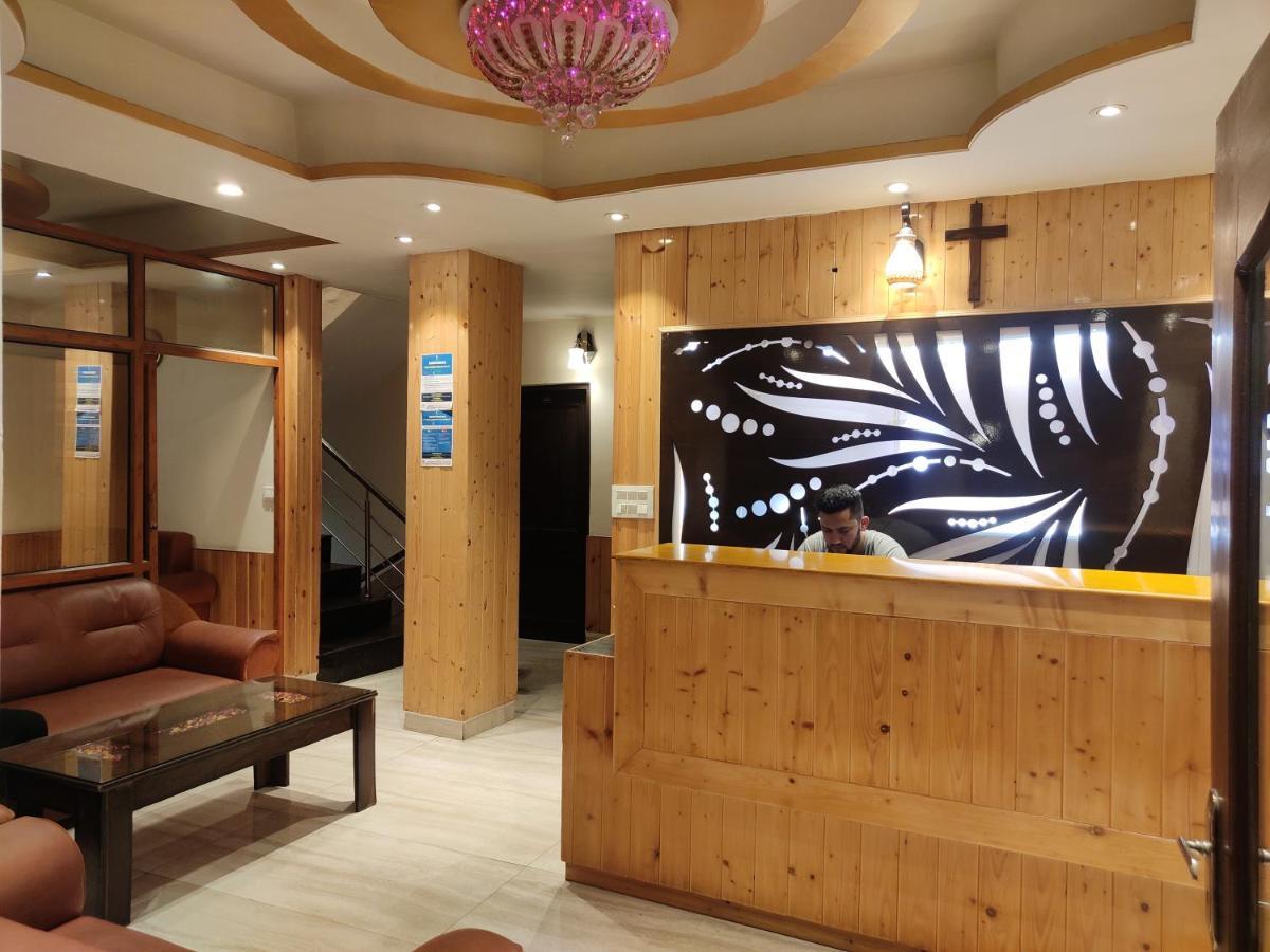 The Royal Vista Hotel 2*