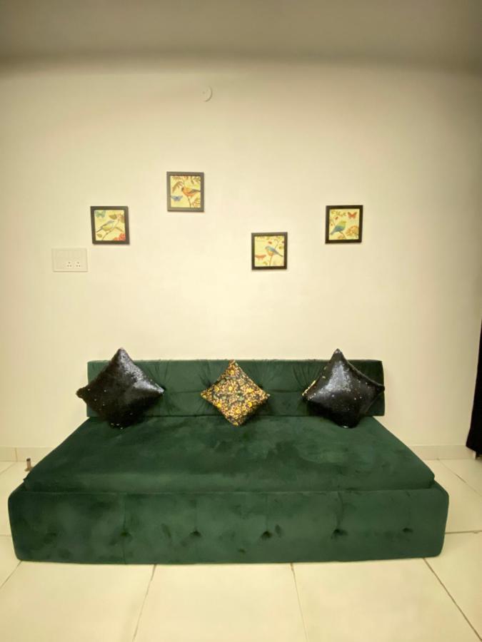 Parimahal Homestay *