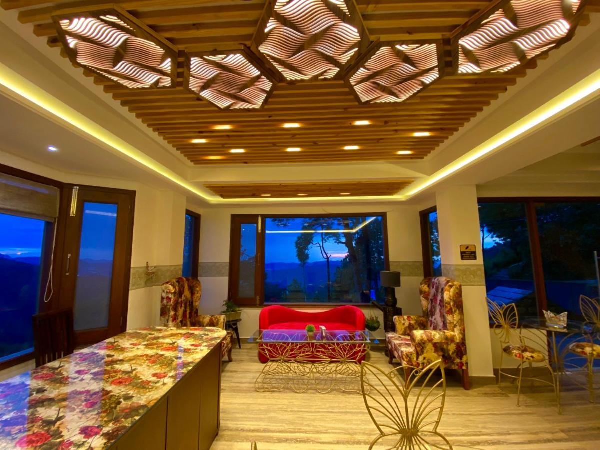 The Westberry 50mtrs Offroading And 50 Mtrs Nature Path Bed & Breakfast Shimla