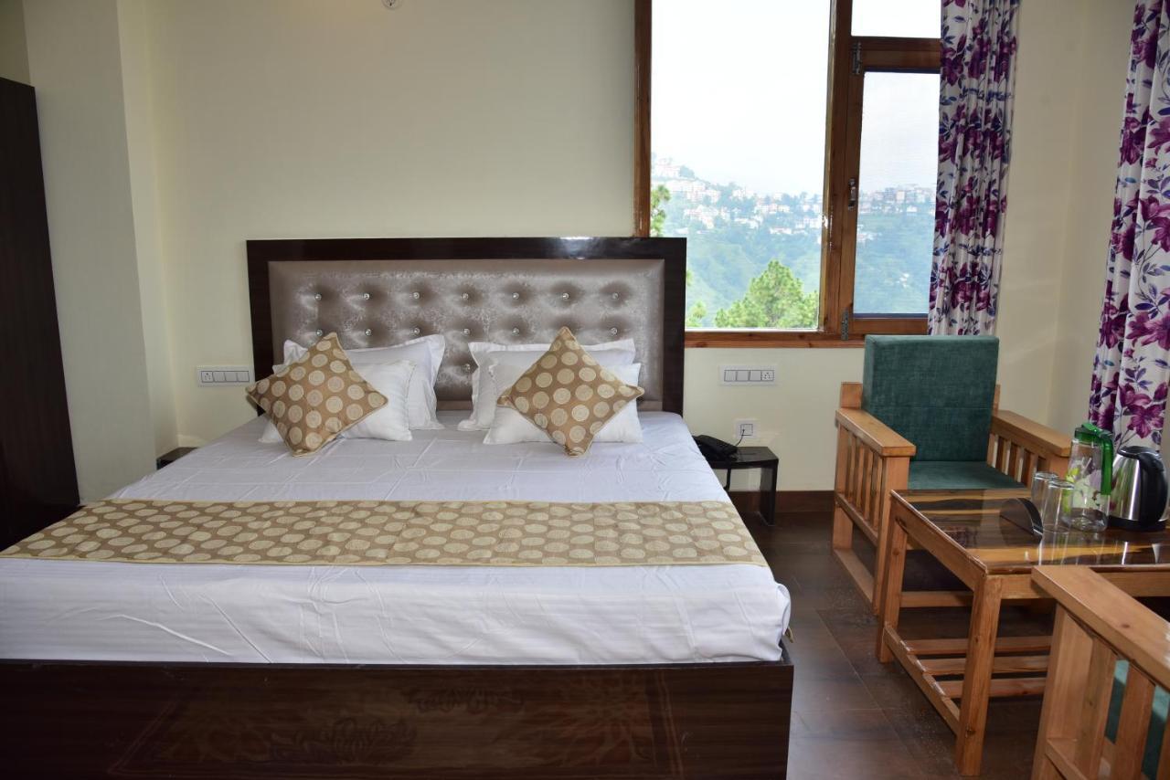Royal Cedar B&B *
