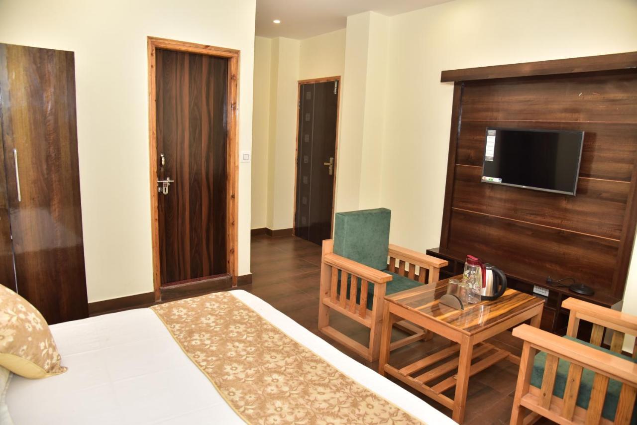 Holiday home Royal Cedar B&B *