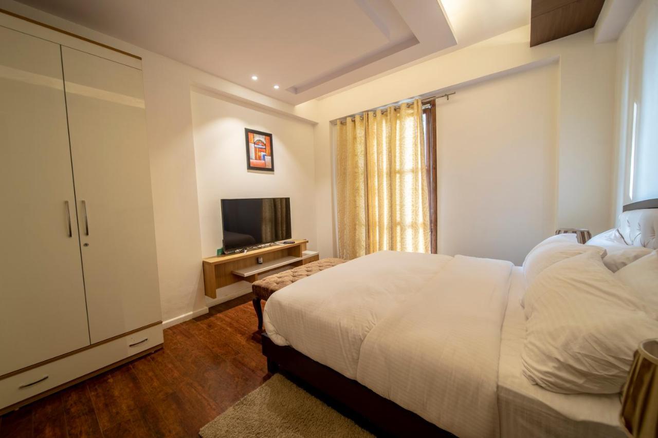 In Homestay Apartment *