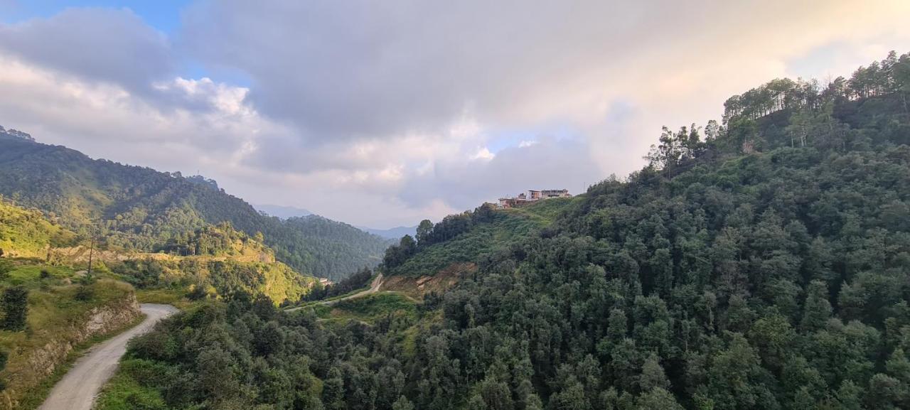 Bridge Valley Resort * Shimla