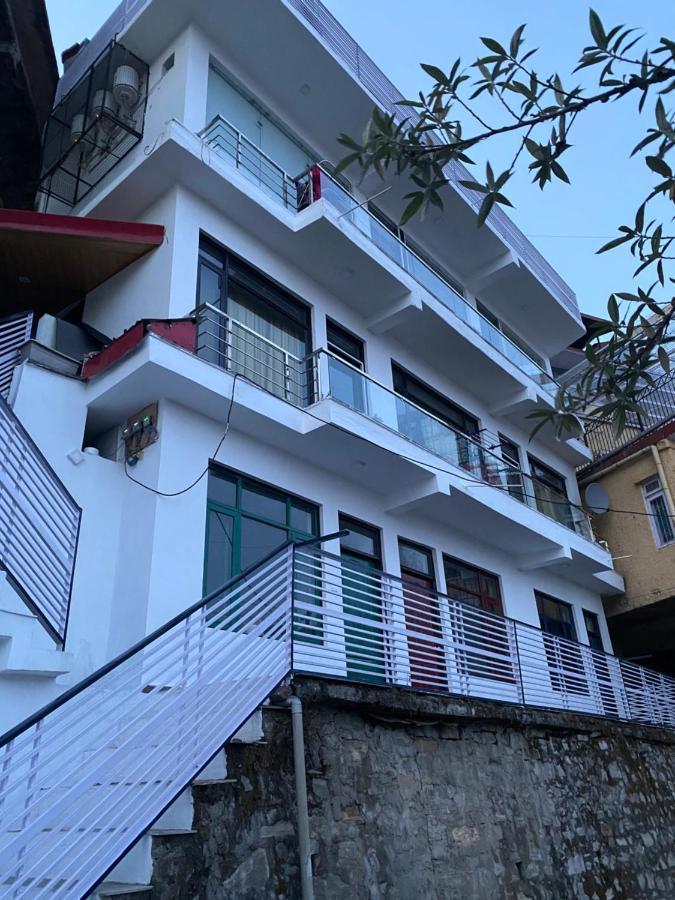 Bed & Breakfast Parimahal Homestay Shimla