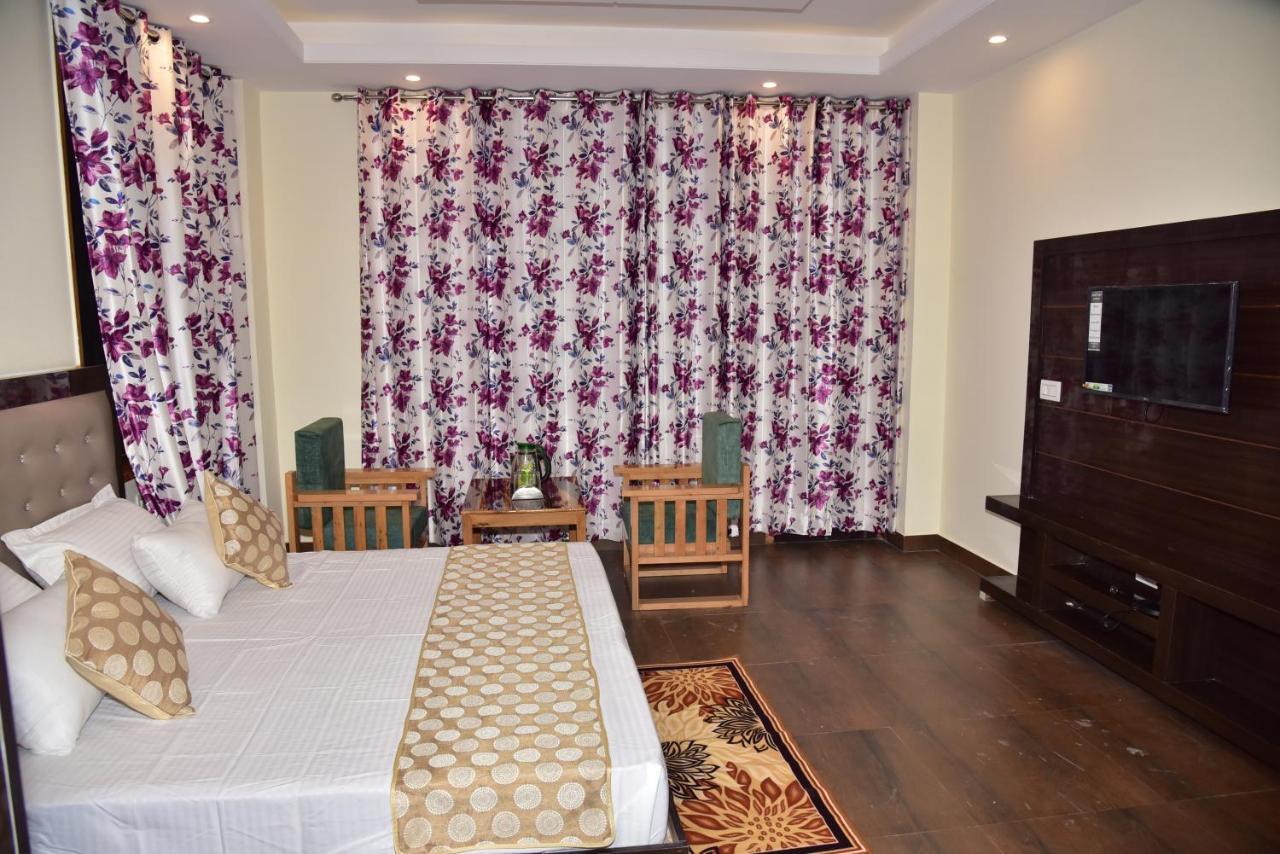 Bed & Breakfast Royal Cedar Shimla