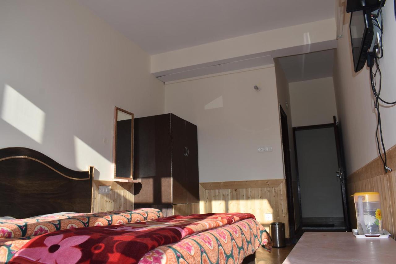 Hotel Green View Shimla Shimla