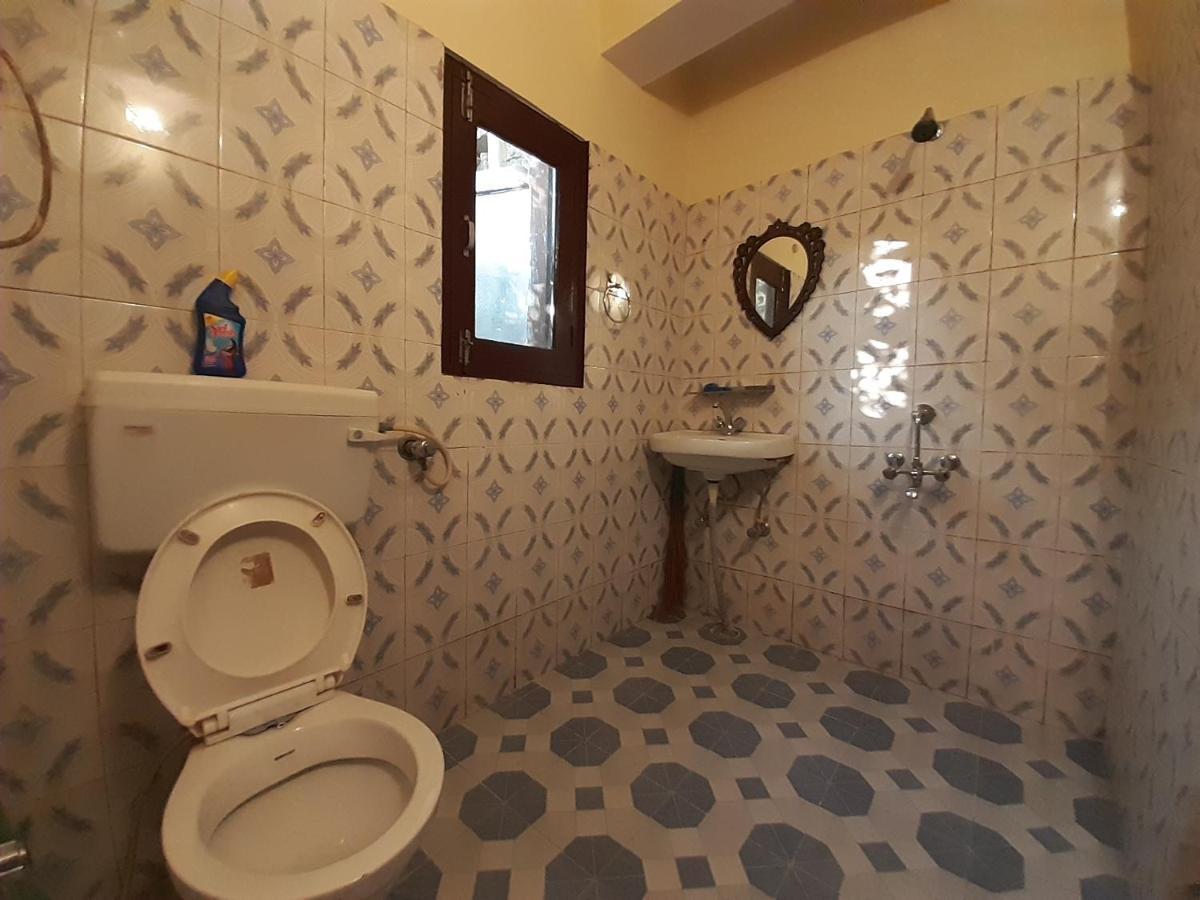 Apartment Anand Niketan *