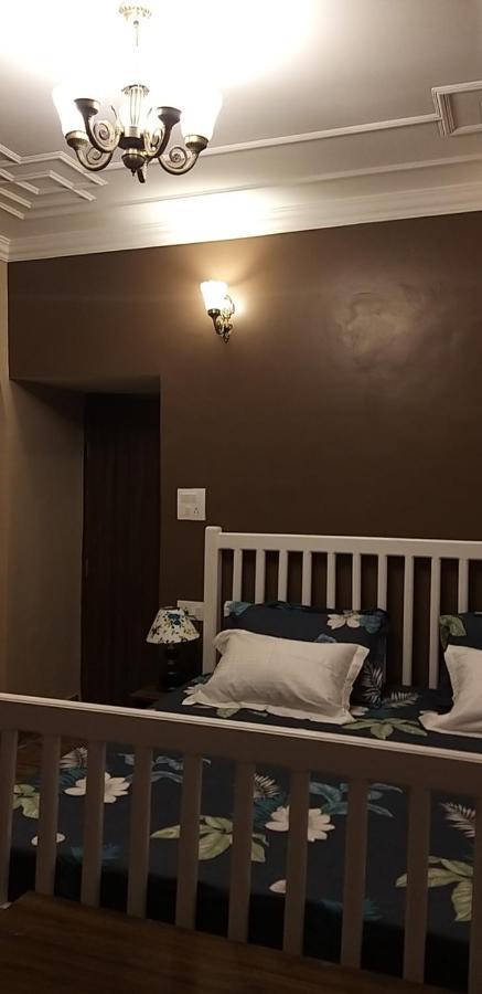 Homestay Charlie Mount *