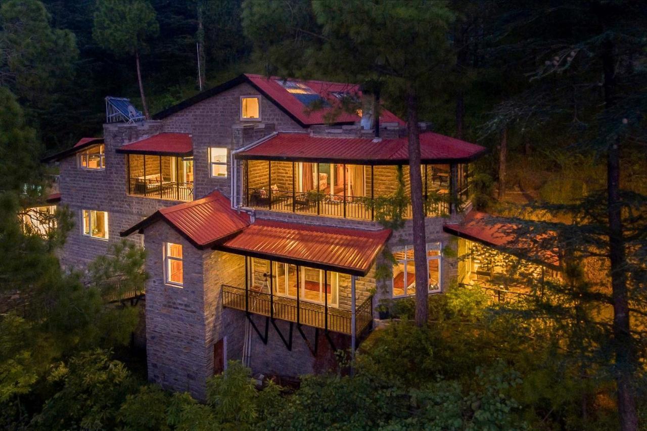 Saffronstays Ekam, Chail - Forest Near Chail Cricket Ground *