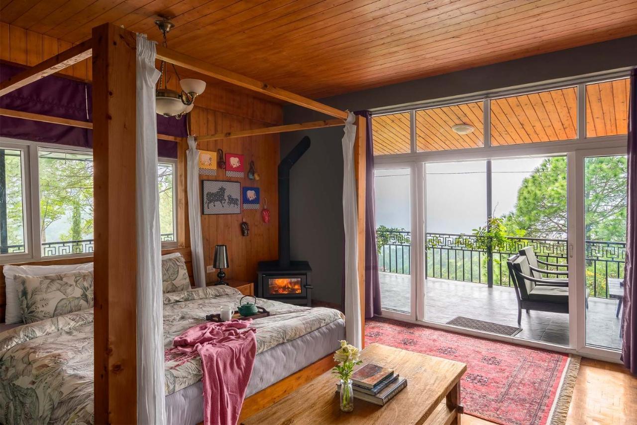 Saffronstays Ekam, Chail - Forest Near Chail Cricket Ground Villa