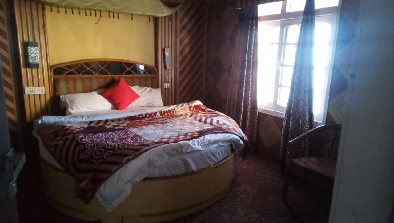 Hotel Ganga 3*
