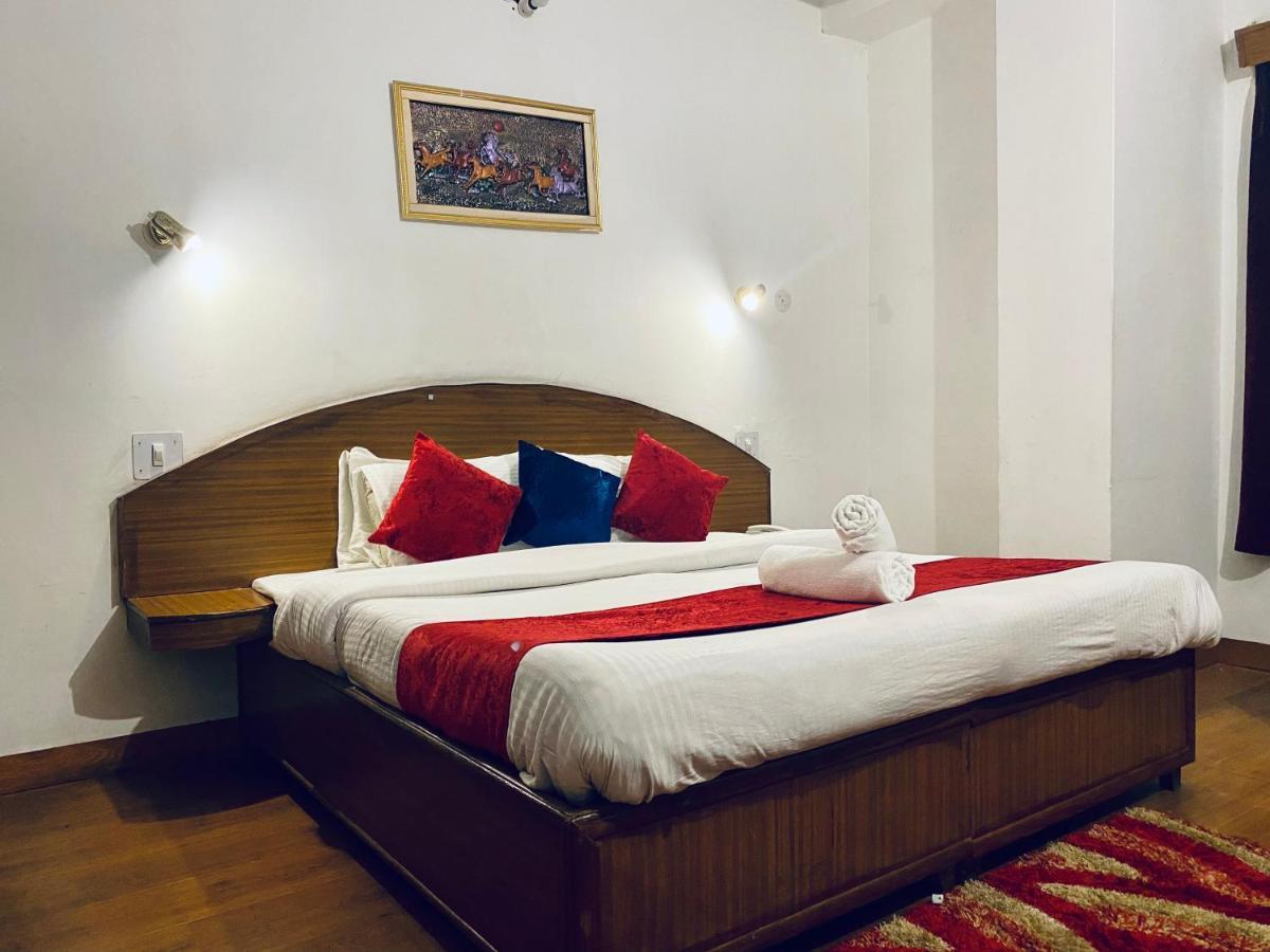 Tara Valley View Bed & Breakfast *