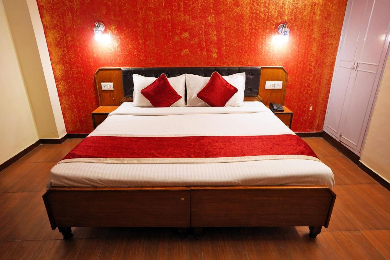 Hotel Atithi Mall Road Shimla