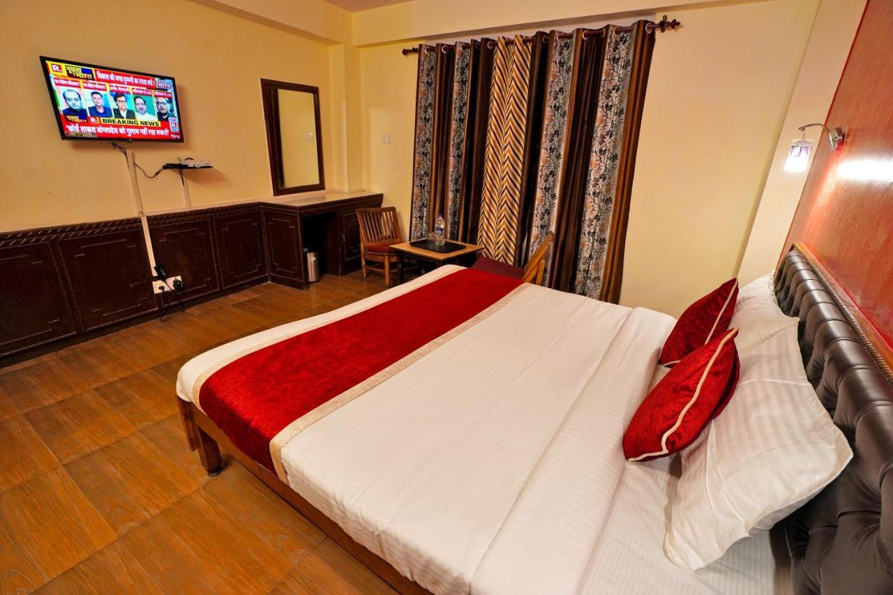 Atithi Mall Road Hotel Shimla