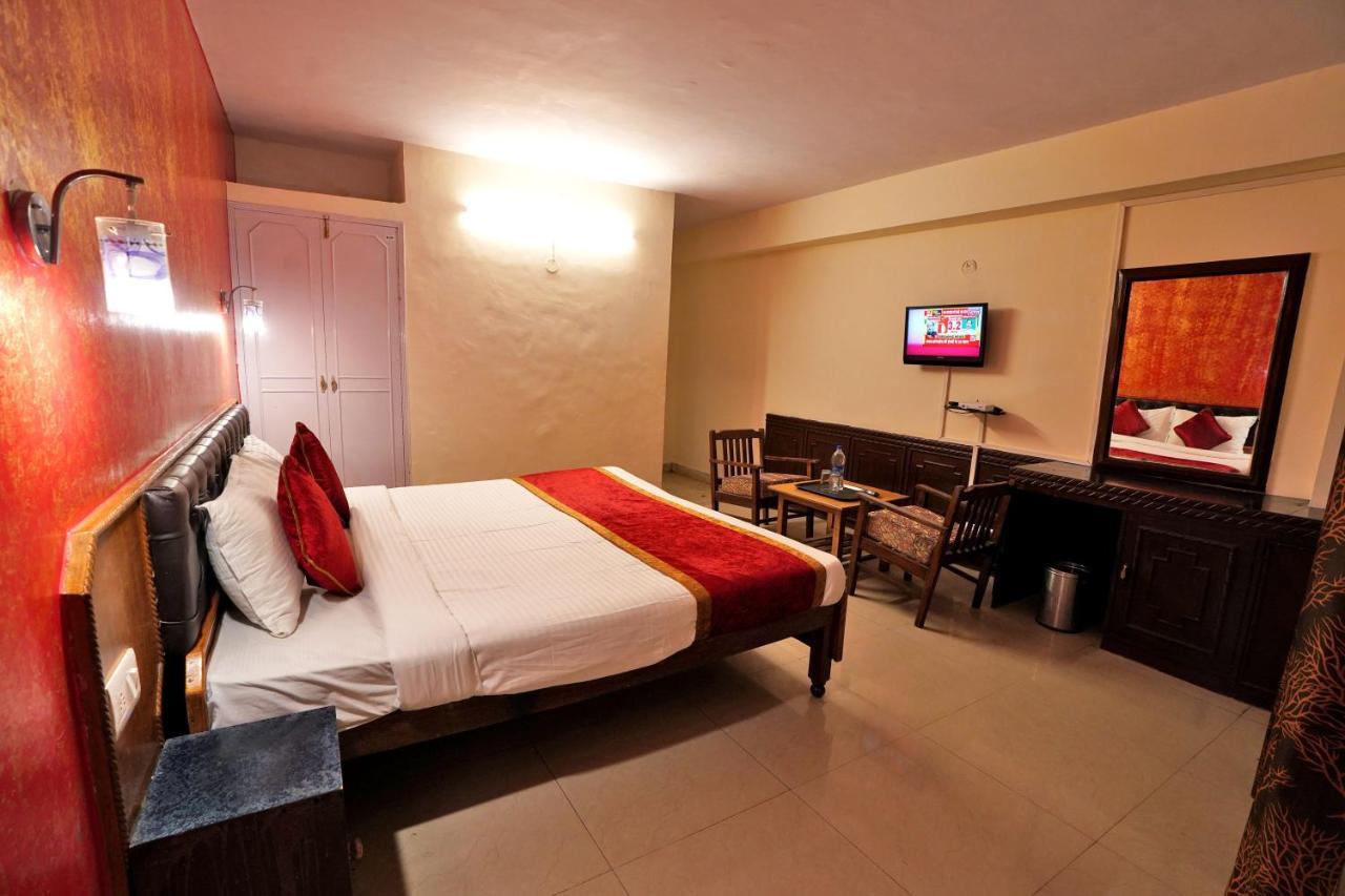 Hotel Atithi Mall Road Shimla